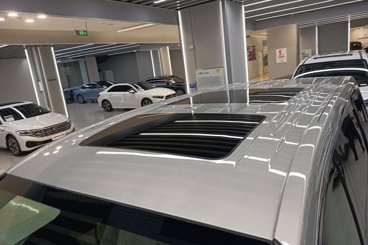Used VOYAH Dream 2024 PHEV Extended-Range Premium Edition Roof