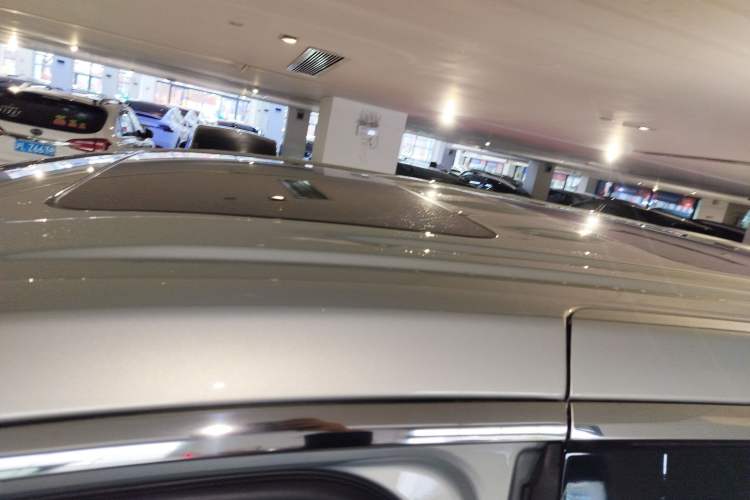 Used VOYAH Dream 2024 PHEV Extended-Range Premium Edition Roof