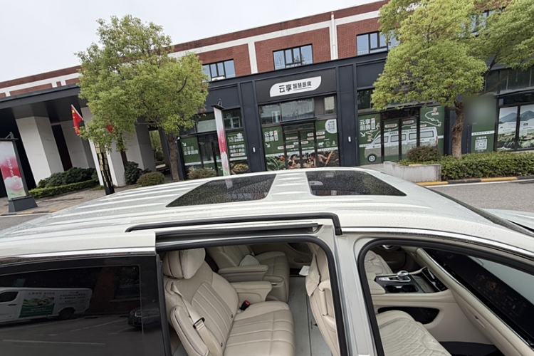 Used VOYAH Dream 2024 PHEV Extended-Range Premium Edition Roof