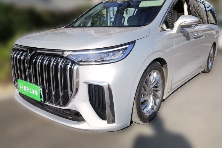 Used VOYAH Dream 2024 PHEV Ultra-Long Range Flagship Edition Guazi used car, China used car export, Used car for sale, Used VOYAH cars, Cheapest cars for sale