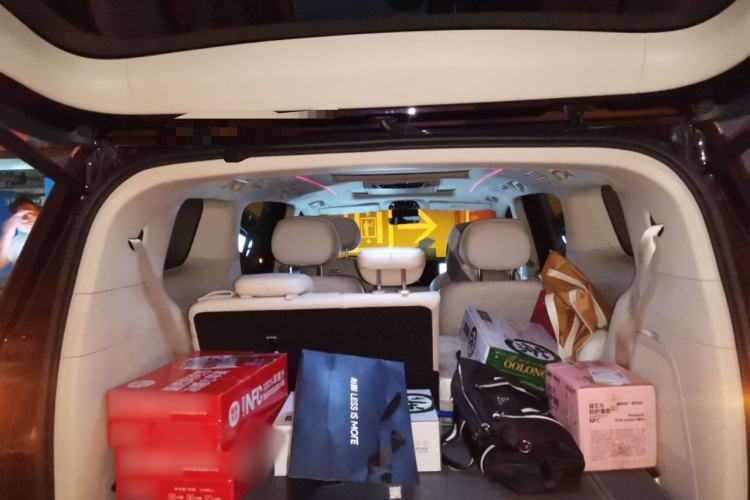 Used VOYAH Dream 2024 PHEV Ultra-Long Range Flagship Edition Trunk