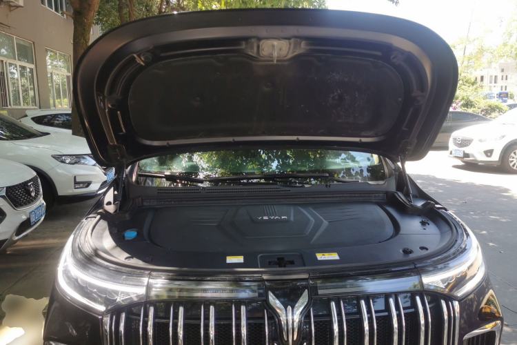 Used VOYAH Dream 2024 PHEV Extended-Range Premium Edition Engine Bay