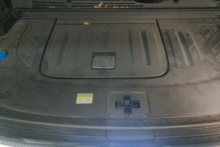 Used VOYAH Dream 2024 EV Long-Range Premium Edition Engine Bay