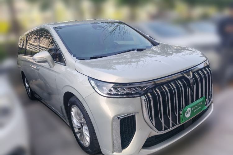 Used VOYAH Dream 2024 PHEV Extended-Range Premium Edition Front Right 45 Deg