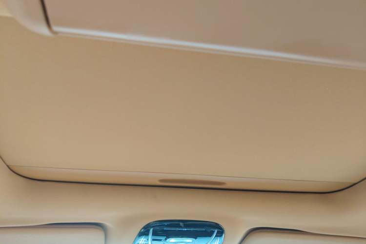 Used VOYAH Dream 2024 PHEV Extended-Range Premium Edition Headliner