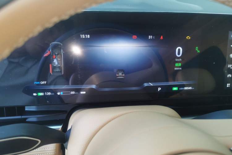 Used VOYAH Dream 2024 PHEV Extended-Range Premium Edition Instrument Cluster