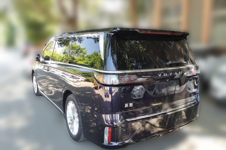 Used VOYAH Dream 2024 PHEV Extended-Range Premium Edition Rear Left 45 Deg