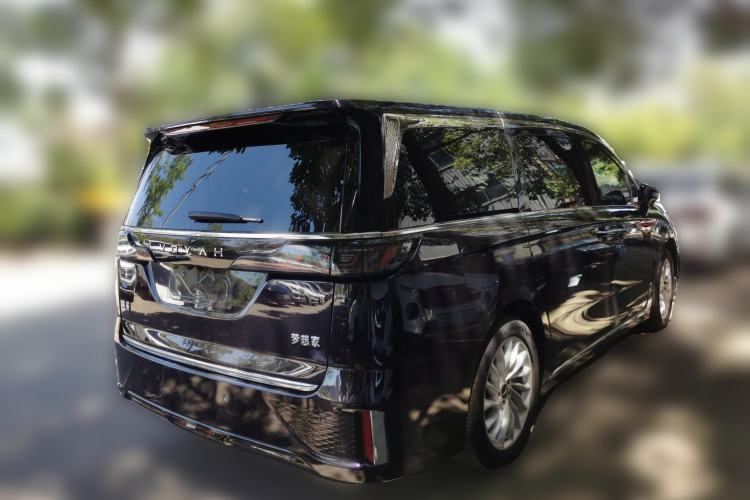 Used VOYAH Dream 2024 PHEV Extended-Range Premium Edition Rear Right 45 Deg