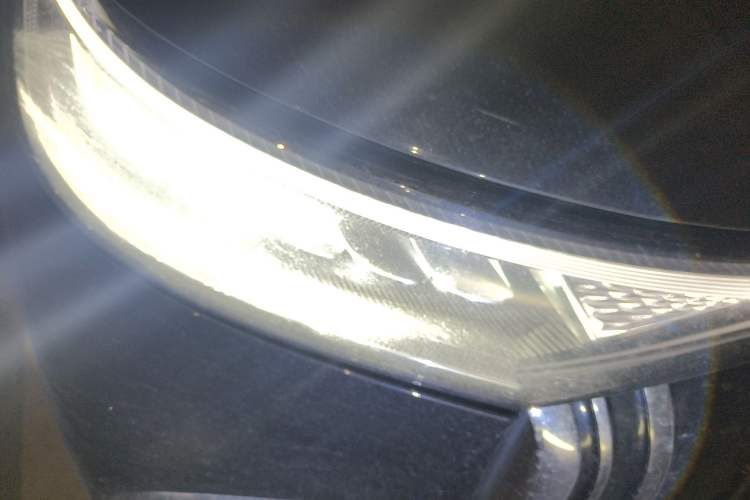 Used VOYAH Dream 2024 EV Long-Range Premium Edition Right Front Headlight