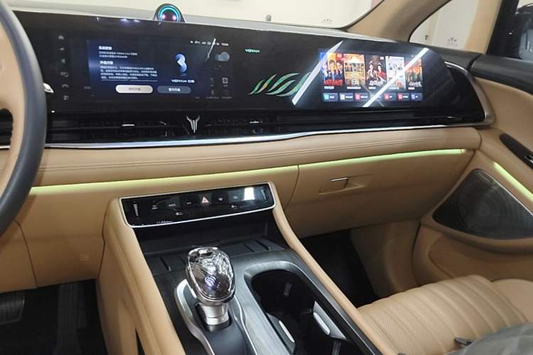 Used VOYAH Dream 2024 PHEV Ultra-Long Range Flagship Edition Audio And AC Panel