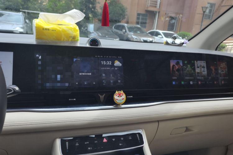 Used VOYAH Dream 2024 PHEV Ultra-Long Range Flagship Edition Audio And AC Panel
