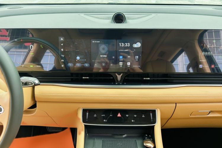 Used VOYAH Dream 2024 PHEV Ultra-Long Range Flagship Edition Audio And AC Panel
