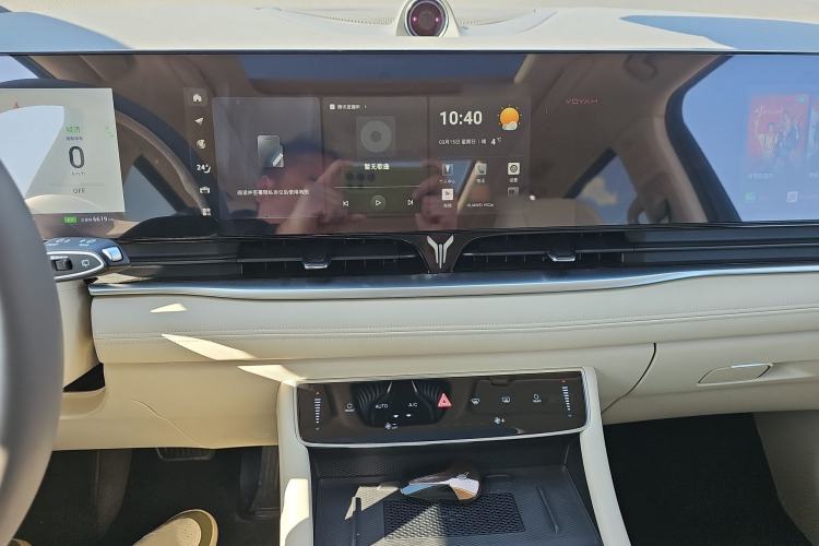 Used VOYAH Dream 2024 PHEV Ultra-Long Range Flagship Edition Audio And AC Panel