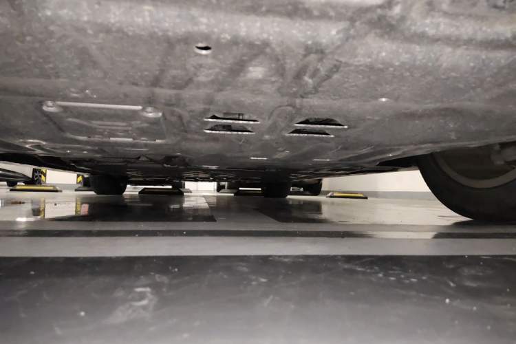 Used VOYAH Dream 2024 PHEV Extended-Range Premium Edition Chassis Front