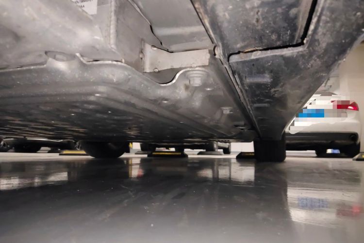 Used VOYAH Dream 2024 PHEV Extended-Range Premium Edition Chassis Front Left