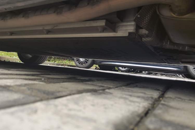 Used VOYAH Dream 2024 PHEV Ultra-Long Range Flagship Edition Chassis Front Right