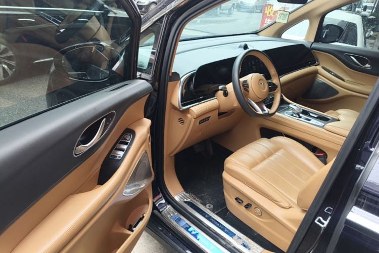 Used VOYAH Dream 2024 PHEV Extended-Range Premium Edition Driver Seat