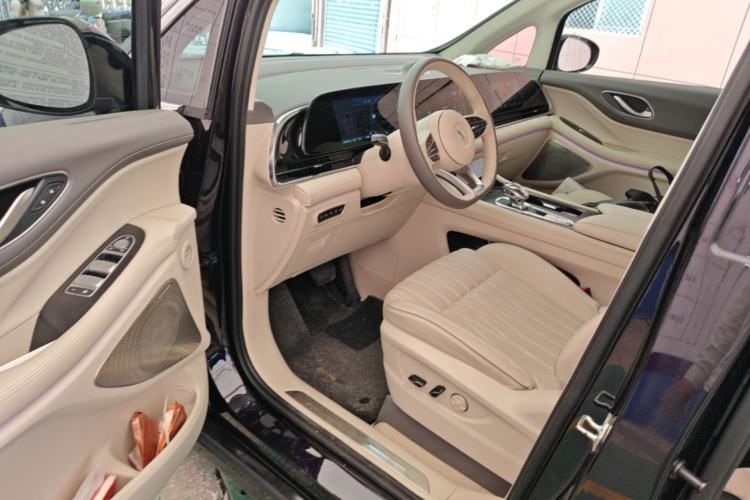 Used VOYAH Dream 2024 PHEV Ultra-Long Range Flagship Edition Driver Seat