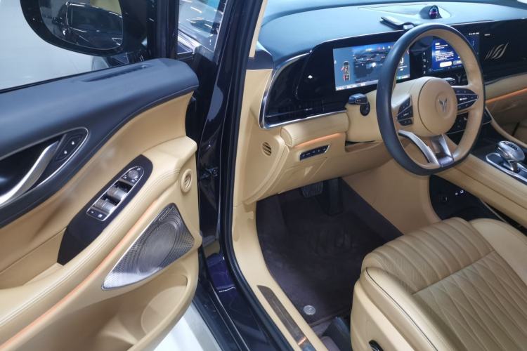 Used VOYAH Dream 2024 PHEV Ultra-Long Range Flagship Edition Driver Seat