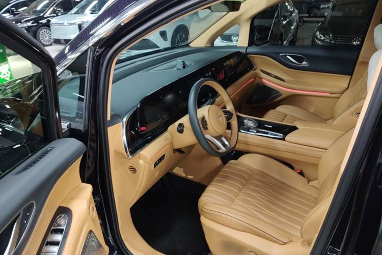 Used VOYAH Dream 2024 PHEV Ultra-Long Range Flagship Edition Driver Seat