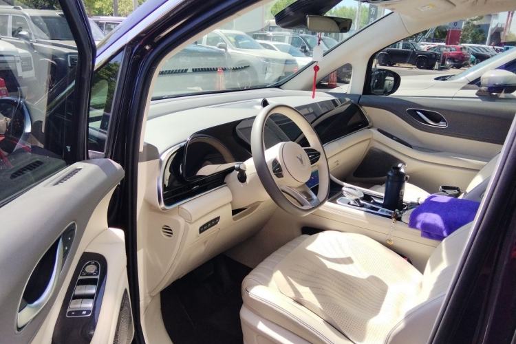 Used VOYAH Dream 2024 PHEV Ultra-Long Range Flagship Edition Driver Seat