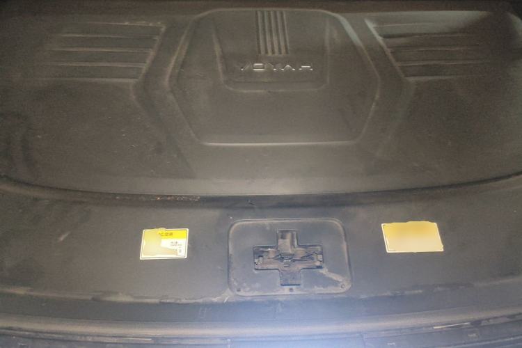 Used VOYAH Dream 2024 PHEV Extended-Range Premium Edition Engine Bay