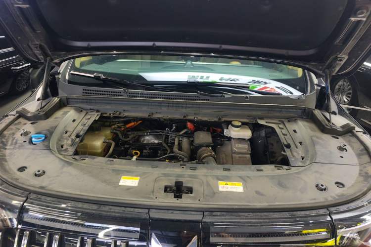 Used VOYAH Dream 2024 PHEV Extended-Range Premium Edition Engine Bay
