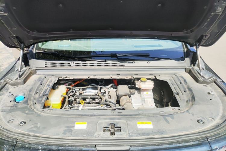 Used VOYAH Dream 2024 PHEV Extended-Range Premium Edition Engine Bay