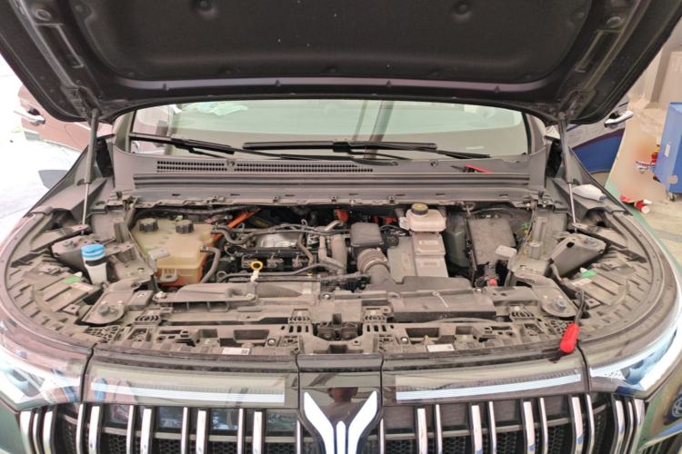 Used VOYAH Dream 2024 PHEV Ultra-Long Range Flagship Edition Engine Bay