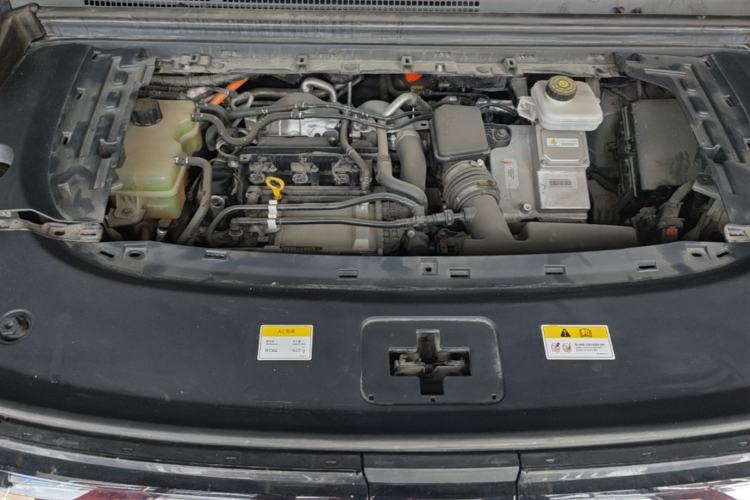Used VOYAH Dream 2024 PHEV Extended-Range Premium Edition Engine Bay