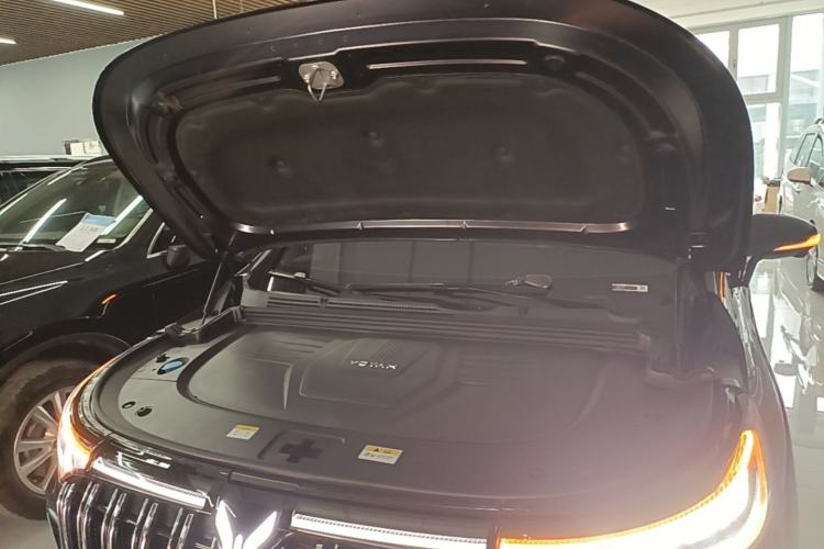 Used VOYAH Dream 2024 PHEV Ultra-Long Range Flagship Edition Engine Bay