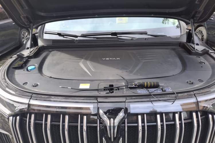 Used VOYAH Dream 2024 PHEV Ultra-Long Range Flagship Edition Engine Bay