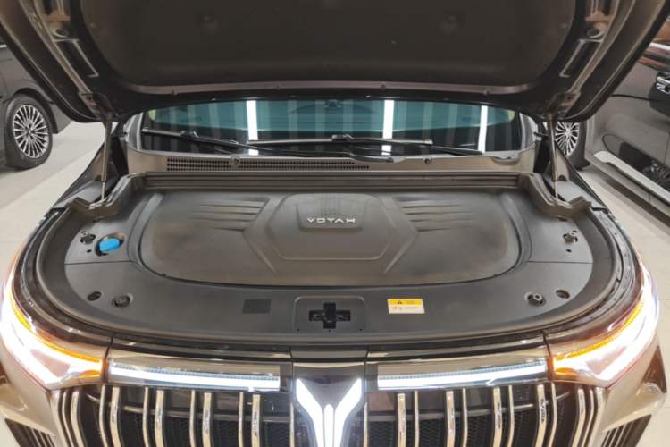 Used VOYAH Dream 2024 PHEV Extended-Range Premium Edition Engine Bay