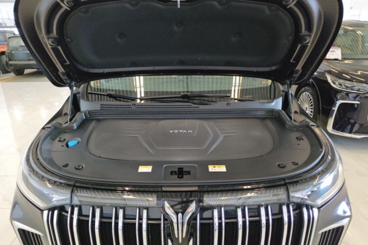 Used VOYAH Dream 2024 PHEV Extended-Range Premium Edition Engine Bay