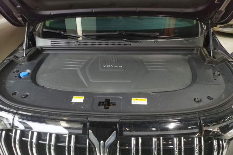 Used VOYAH Dream 2024 PHEV Ultra-Long Range Flagship Edition Engine Bay