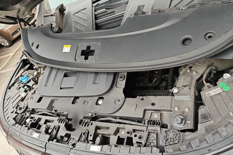 Used VOYAH Dream 2024 EV Long-Range Premium Edition Engine Bay