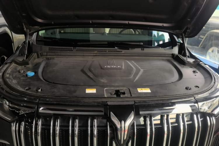 Used VOYAH Dream 2024 PHEV Ultra-Long Range Flagship Edition Engine Bay