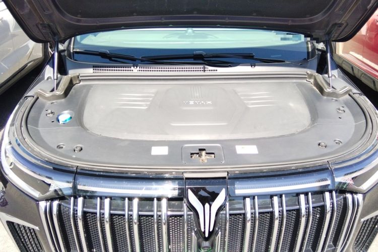 Used VOYAH Dream 2024 PHEV Ultra-Long Range Flagship Edition Engine Bay