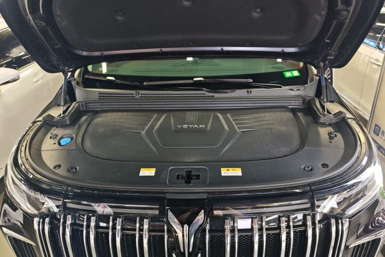 Used VOYAH Dream 2024 PHEV Extended-Range Premium Edition Engine Bay