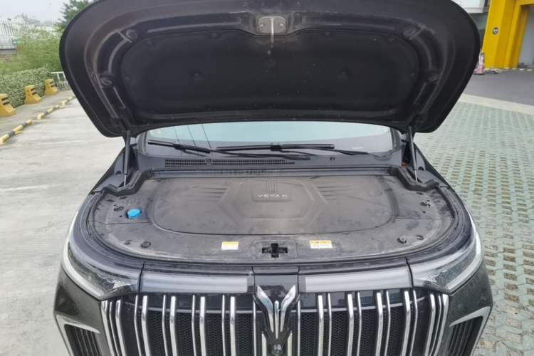 Used VOYAH Dream 2024 PHEV Extended-Range Premium Edition Engine Bay