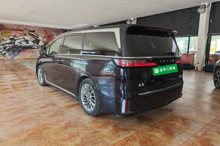 Used VOYAH Dream 2024 PHEV Ultra-Long Range Flagship Edition Exterior 2