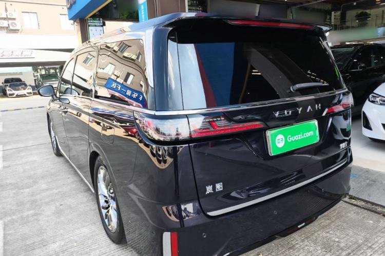 Used VOYAH Dream 2024 PHEV Ultra-Long Range Flagship Edition Exterior 2