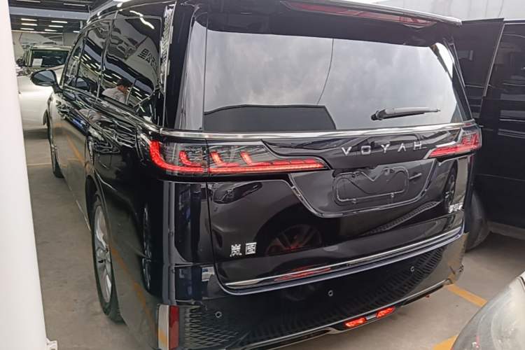 Used VOYAH Dream 2024 PHEV Extended-Range Premium Edition Exterior 2
