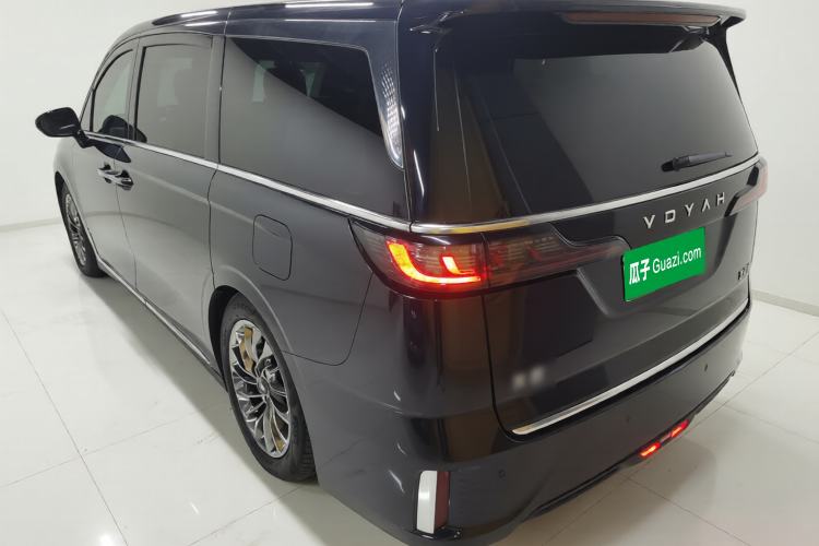 Used VOYAH Dream 2024 PHEV Ultra-Long Range Flagship Edition Exterior 2