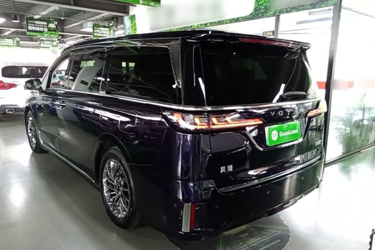 Used VOYAH Dream 2024 PHEV Ultra-Long Range Flagship Edition Exterior 2