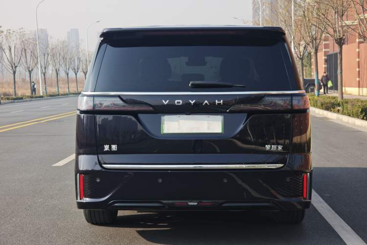 Used VOYAH Dream 2024 PHEV Ultra-Long Range Flagship Edition Exterior 3