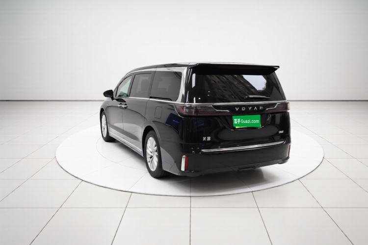 Used VOYAH Dream 2024 PHEV Ultra-Long Range Flagship Edition Exterior 3