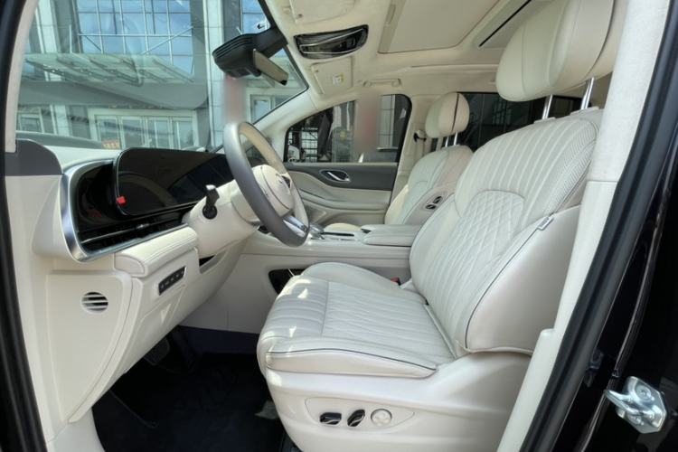 Used VOYAH Dream 2024 PHEV Ultra-Long Range Flagship Edition Exterior 6