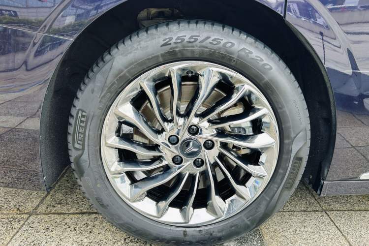 Used VOYAH Dream 2024 PHEV Ultra-Long Range Flagship Edition Exterior 9