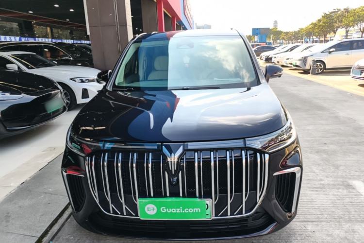 Used VOYAH Dream 2024 PHEV Ultra-Long Range Flagship Edition Front
